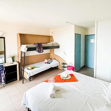 Vvf Narbonne-plage Saint-pierre-la-mer 3* 弗勒里