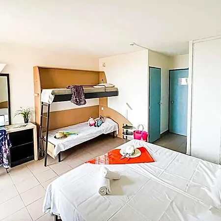 Vvf Narbonne-plage Saint-pierre-la-mer 3*